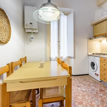 Apartment Angelico 3 Bedrooms By Mmega Florence